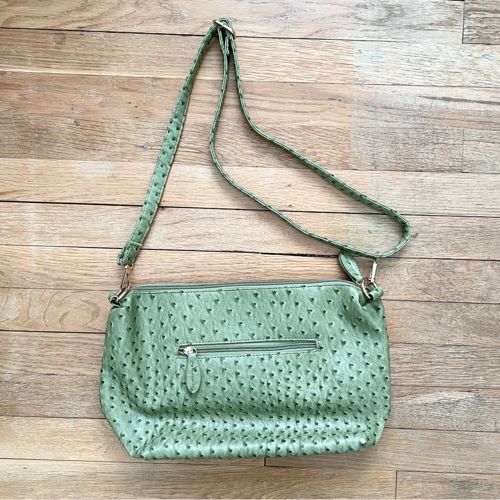 2 Dooney & Bourke bags - Picture 7 of 13